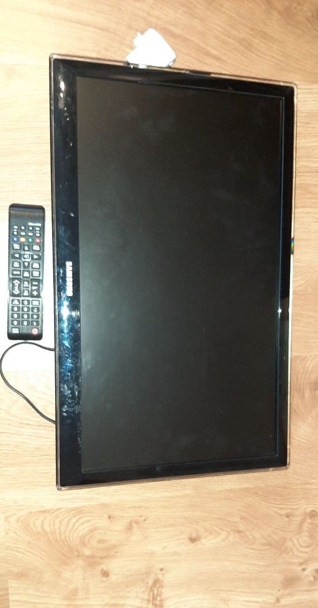 Televizor Samsung Smart tv 22inch  foto 1