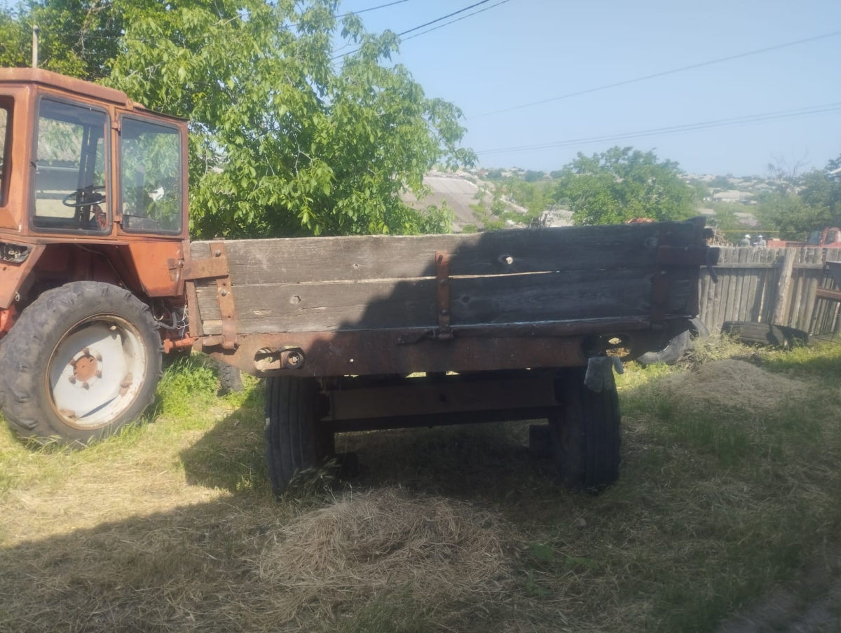 MTZ 82.1 varianta export, culoarea original, merge bine  foto 1