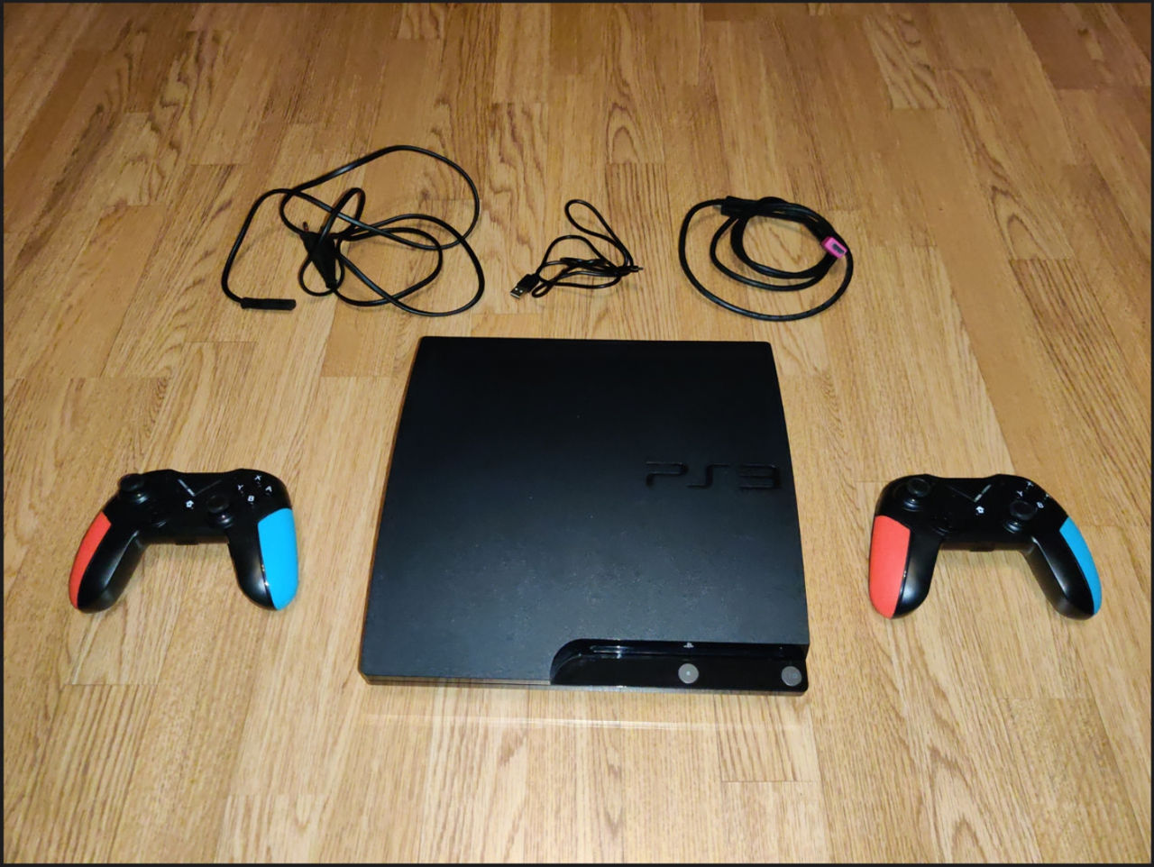 Sony PlayStation 3 Slim с объёмом памяти 1000 GB. Установлено 170 ИГР фото 0