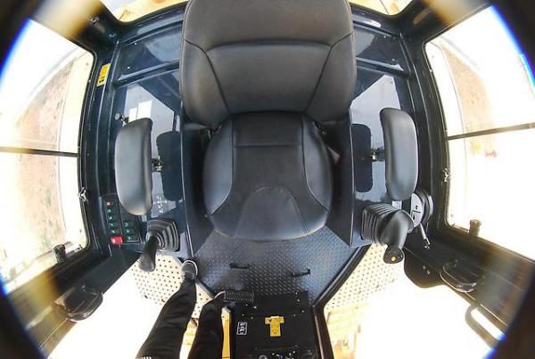 Бульдозер CAT D6 analog foto 3