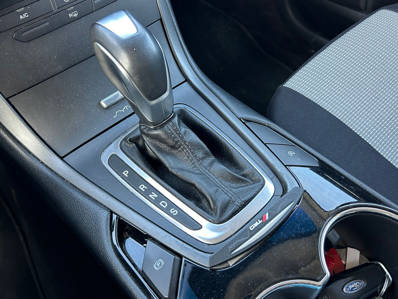 Ford Edge foto 15