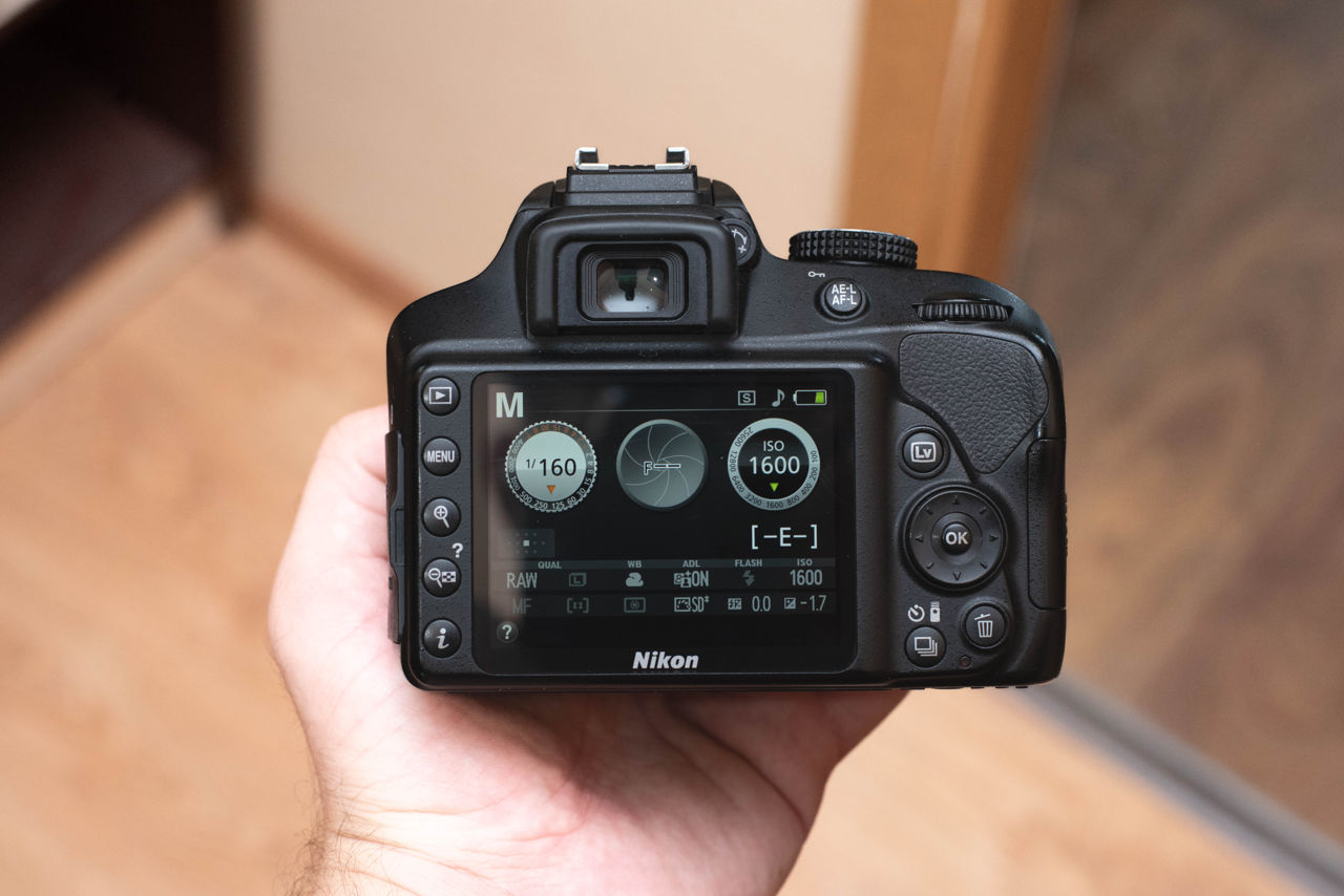 Nikon D3400 kit (9000 de cadre) foto 0