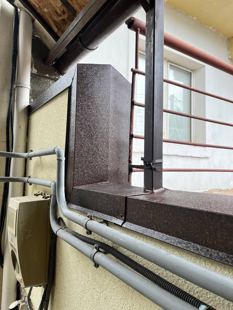 Cos de fum inox ventilarea hogeac parapet gard palarii gard дымоход из нержавеющей стали парапет foto 4