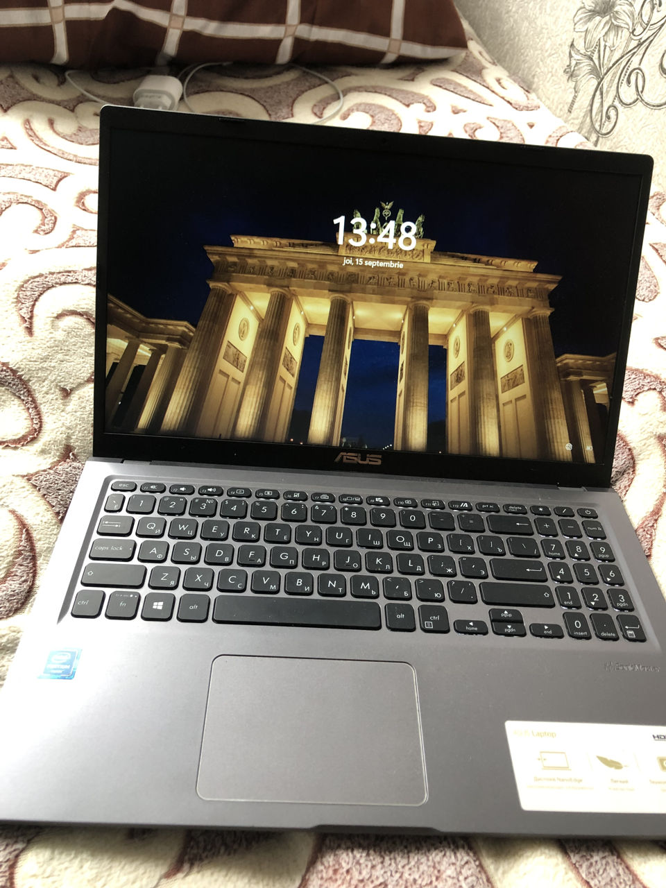 Asus X515ma
