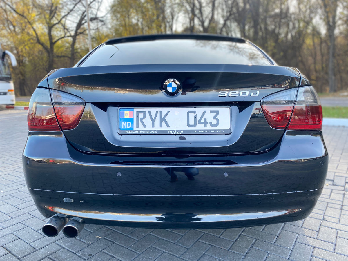 BMW 3 Series foto 6