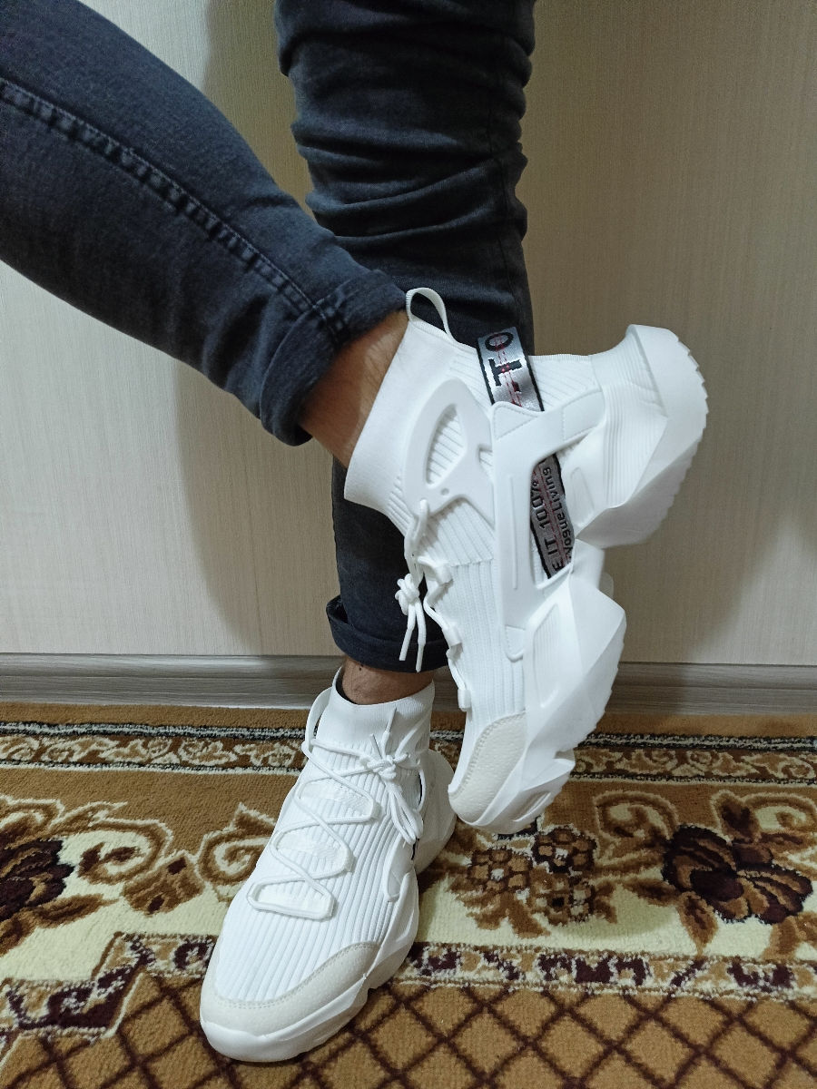 Adidași din Turcia foto 0
