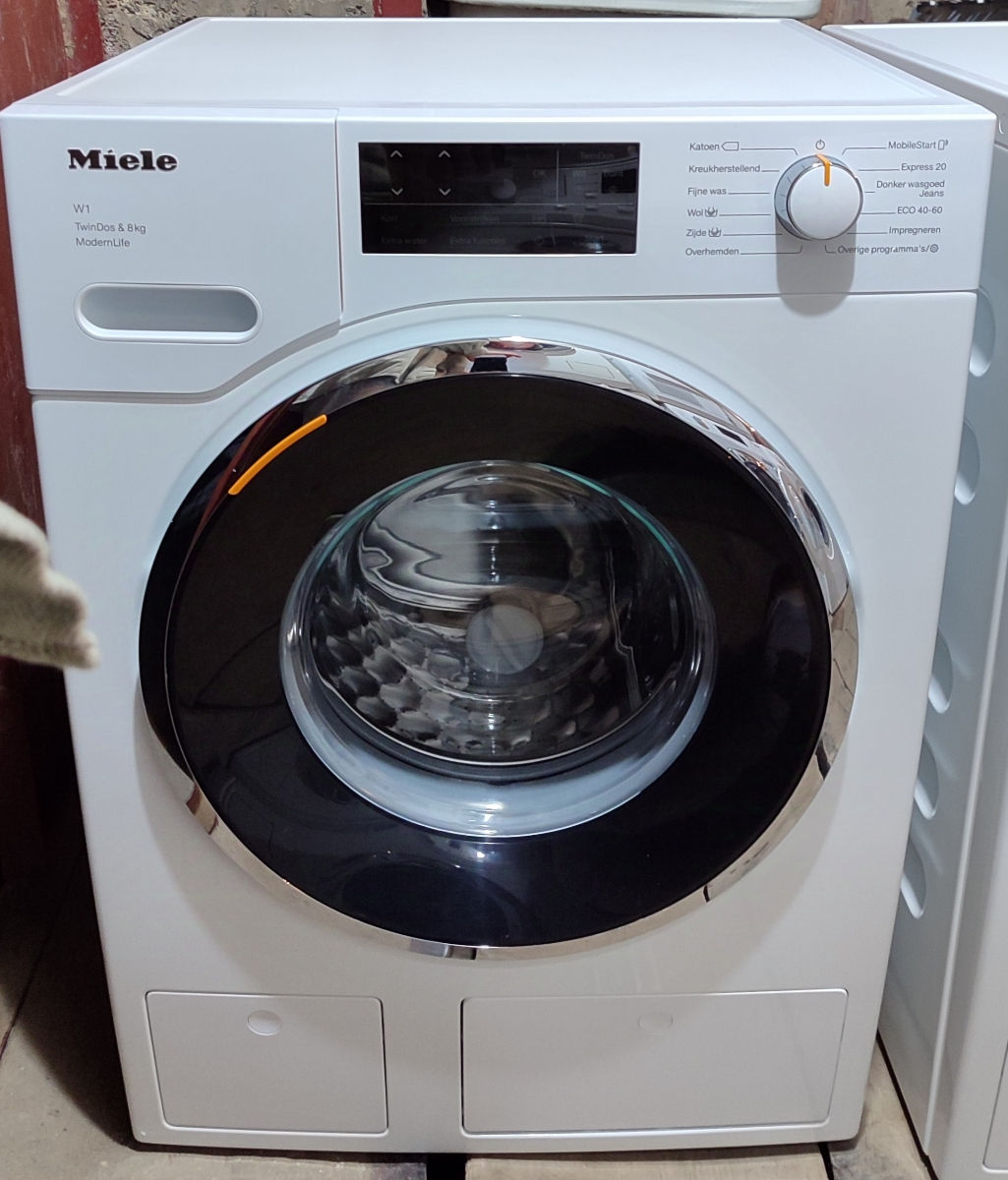 Стиральная машина Miele 9 кг фото 1