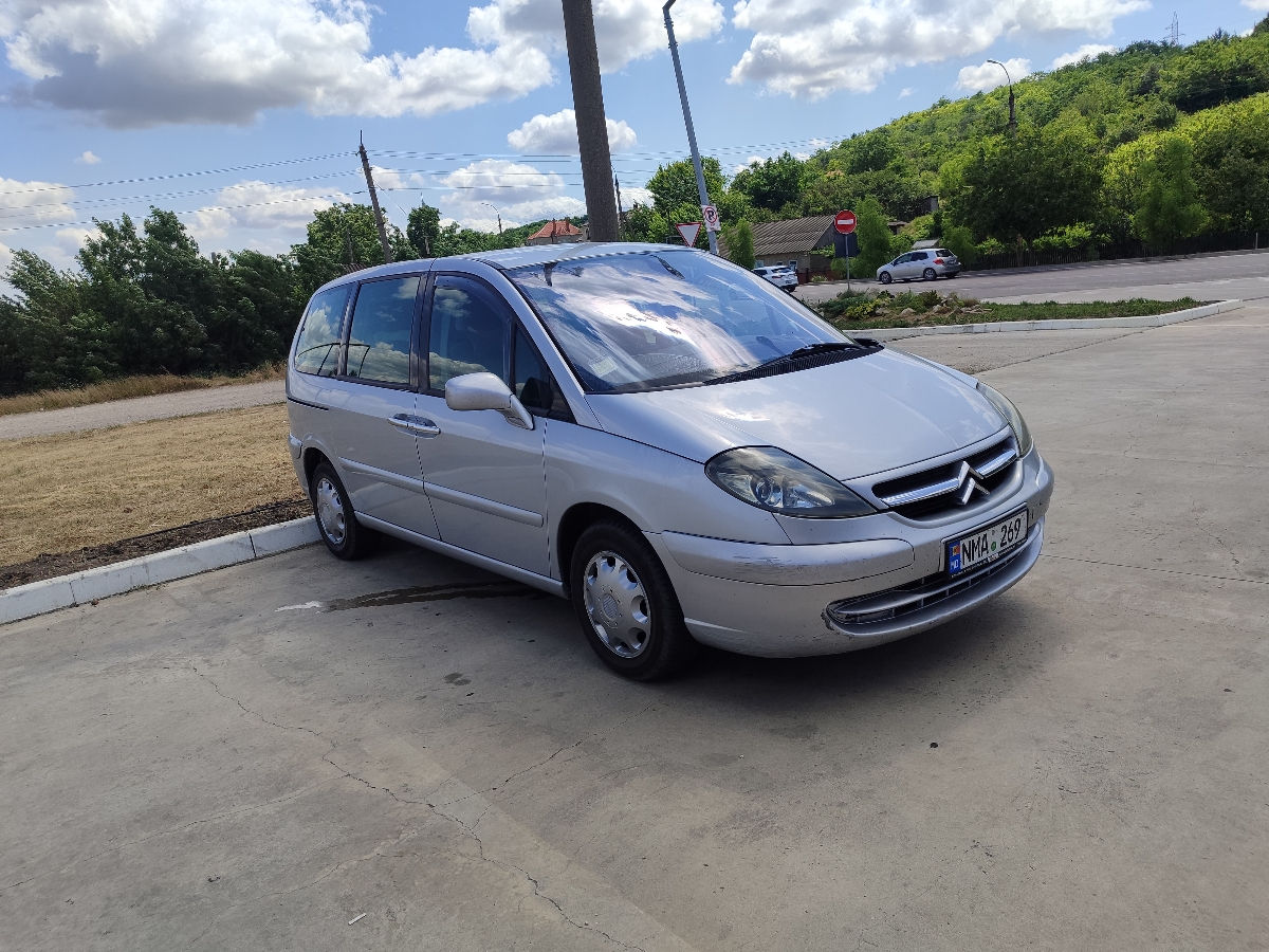Citroen C8 foto 0