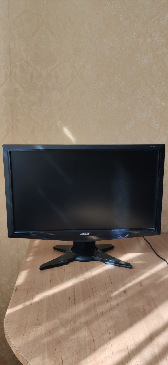 Монитор ACER G195HQV