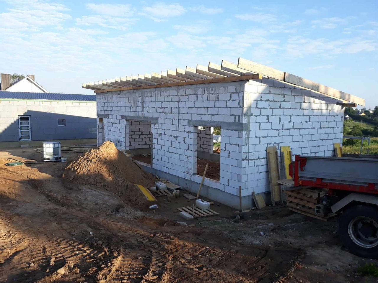 Construcție și renovare foto 3
