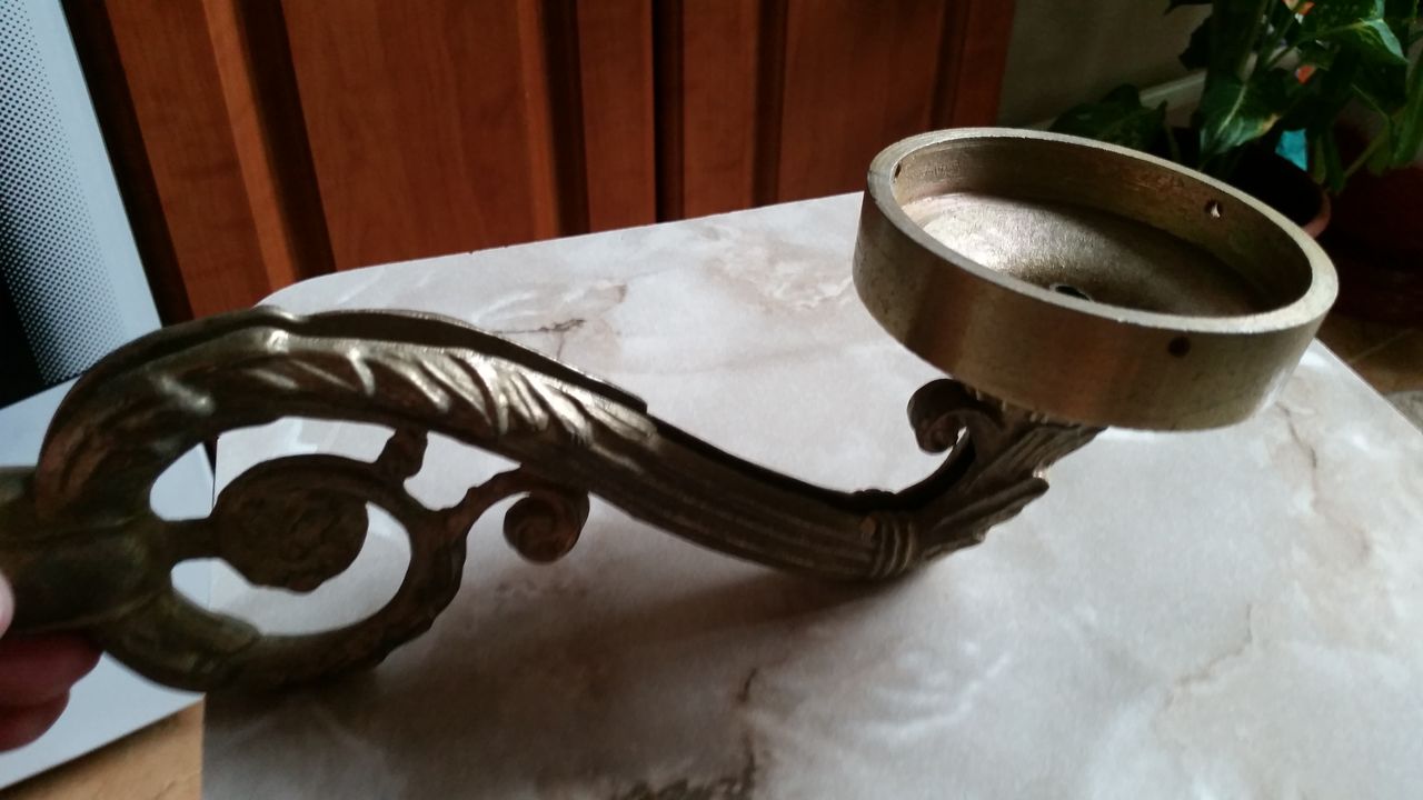 Настенное бра (подсвечник).