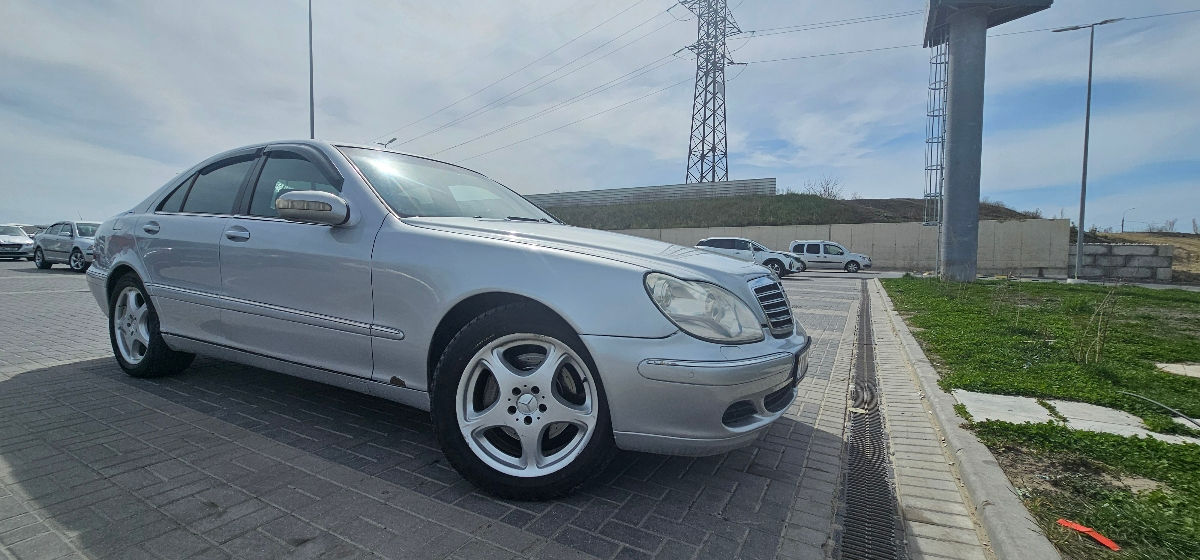 Mercedes S-Class foto 1