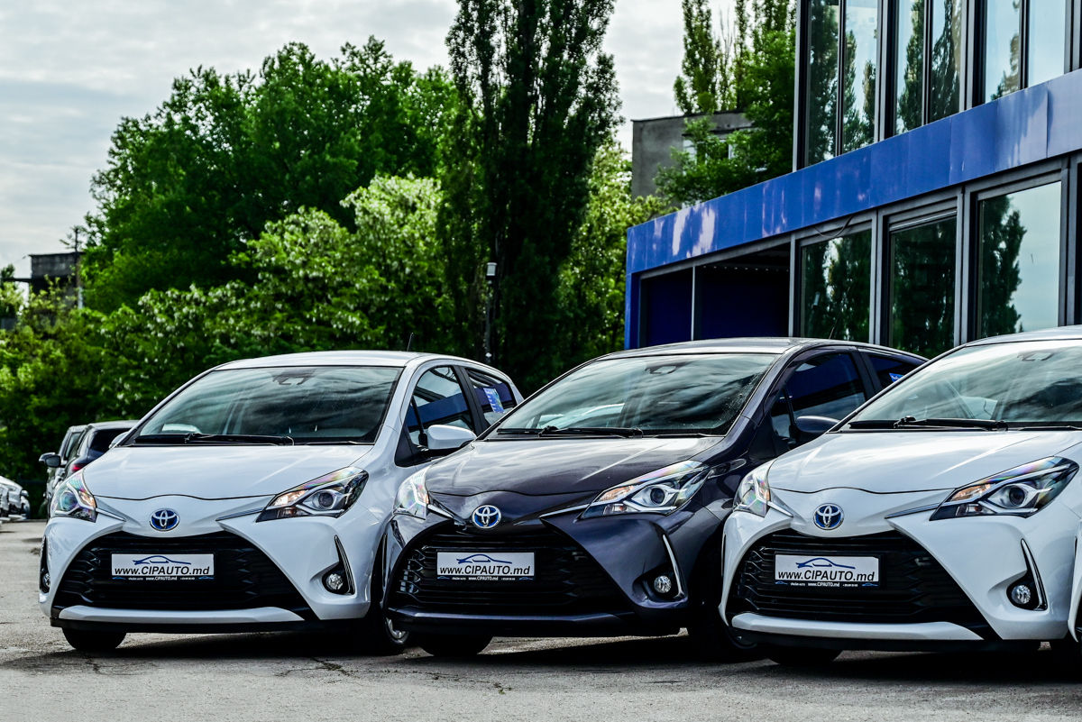Toyota Yaris foto 1