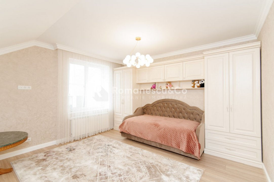 Duplex în 3 niveluri! Durlești, str. Adrian Păunescu, 180m2 + 2,5 ari.  foto 3