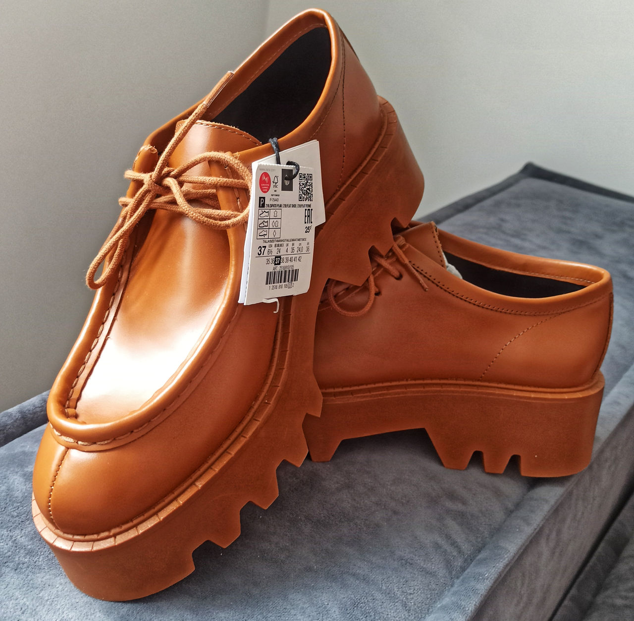 Pantofi-loaferi, ZARA, cu șiret pentru femei din piele naturală. foto 1