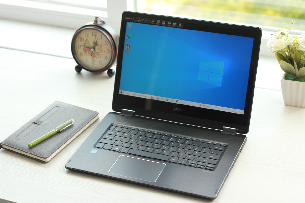 Acer Aspire R14 Convertible (Core i7 6500u/8Gb Ram/256Gb SSD/14.1" FHD IPS TouchScreen) foto 1