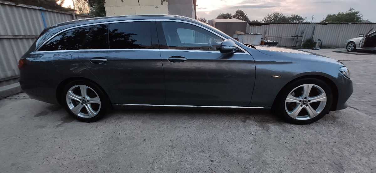 Mercedes E-Class foto 9