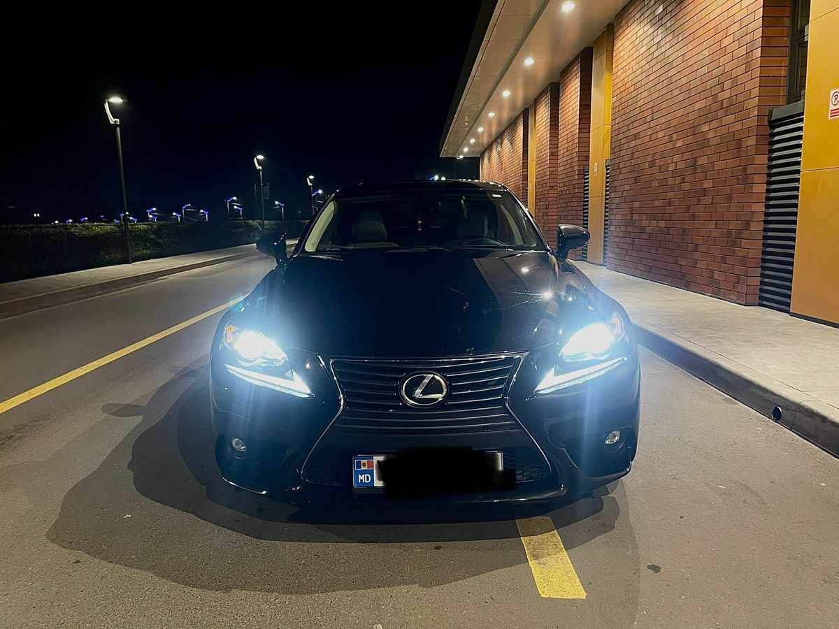 Lexus IS Series foto 1