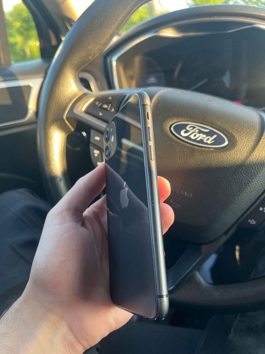 iPhone 11 64Gb Black foto 0