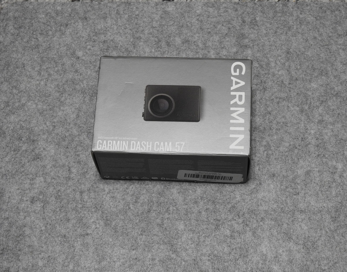 Garmin Dash Cam 57
