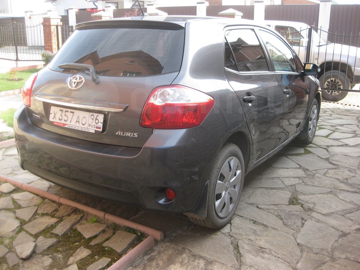 Toyota Auris foto 0