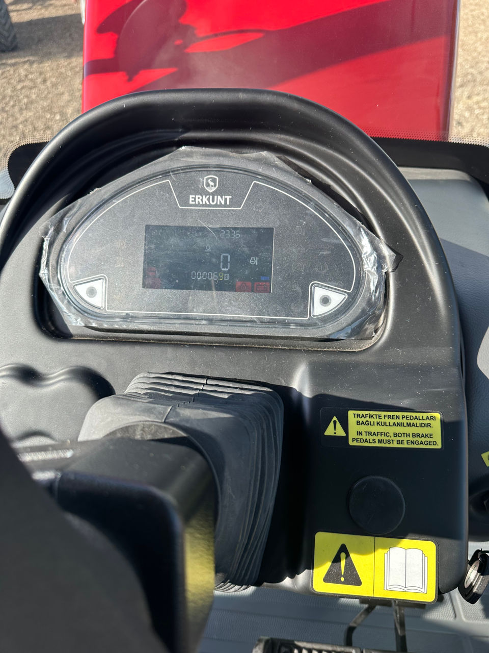 Tractor ArmaTrac 1104Lux 110 c.p. фото 16