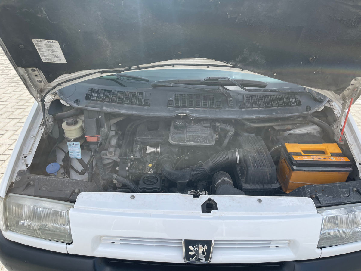 Peugeot Expert фото 15