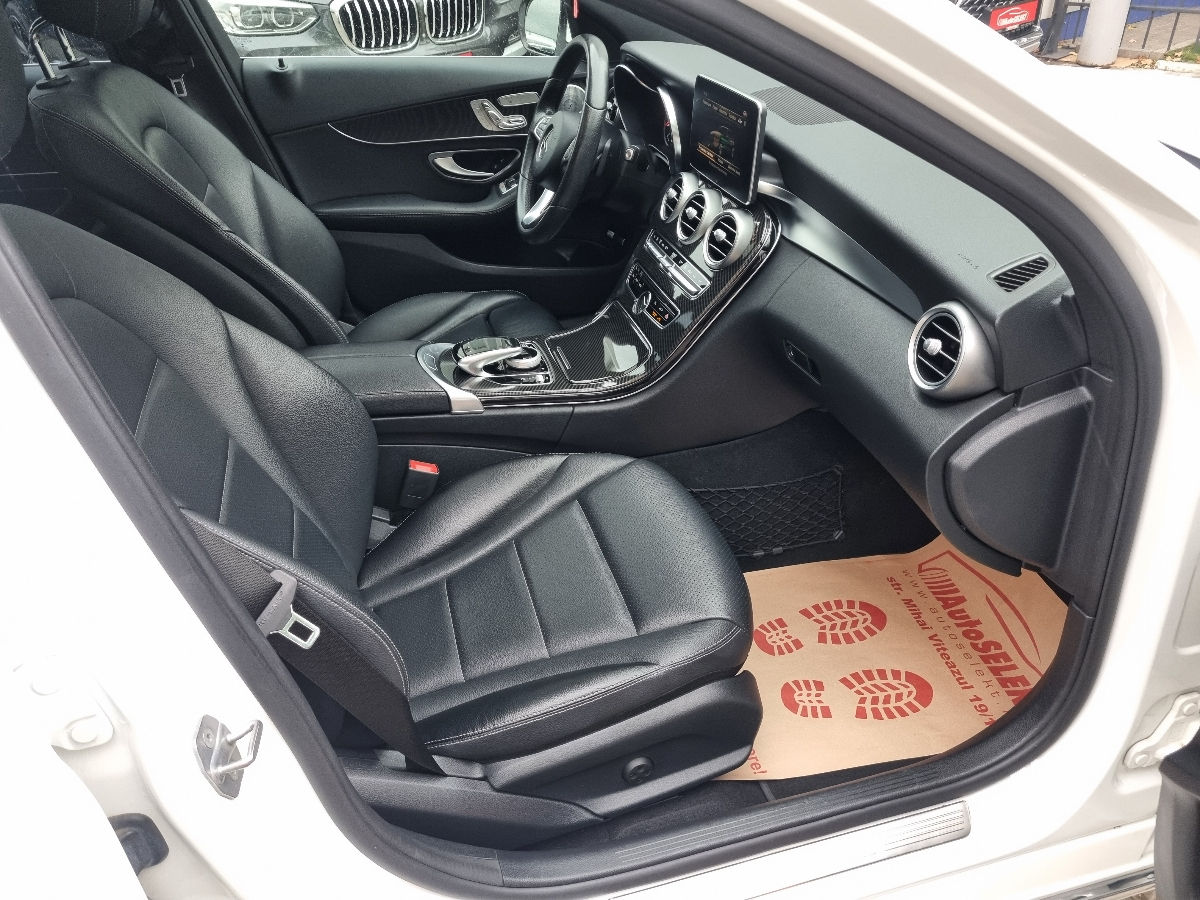 Mercedes C-Class 2017 photo 10