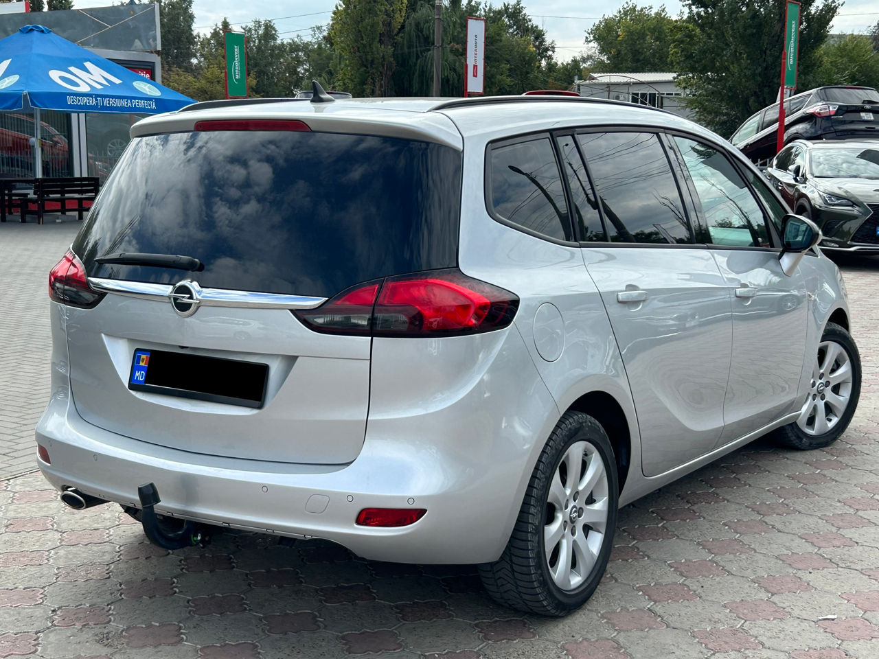 Opel Zafira foto 2