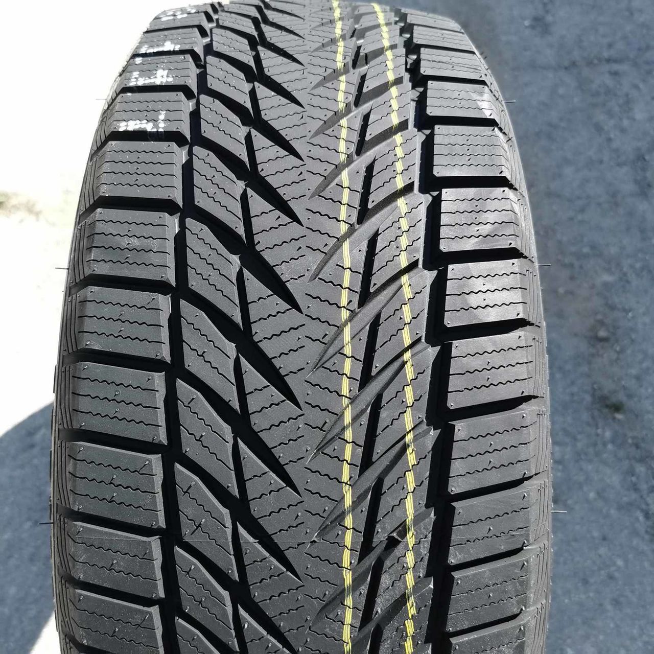 245/45 R17, 225/55 R17, 225/50 R17 foto 6