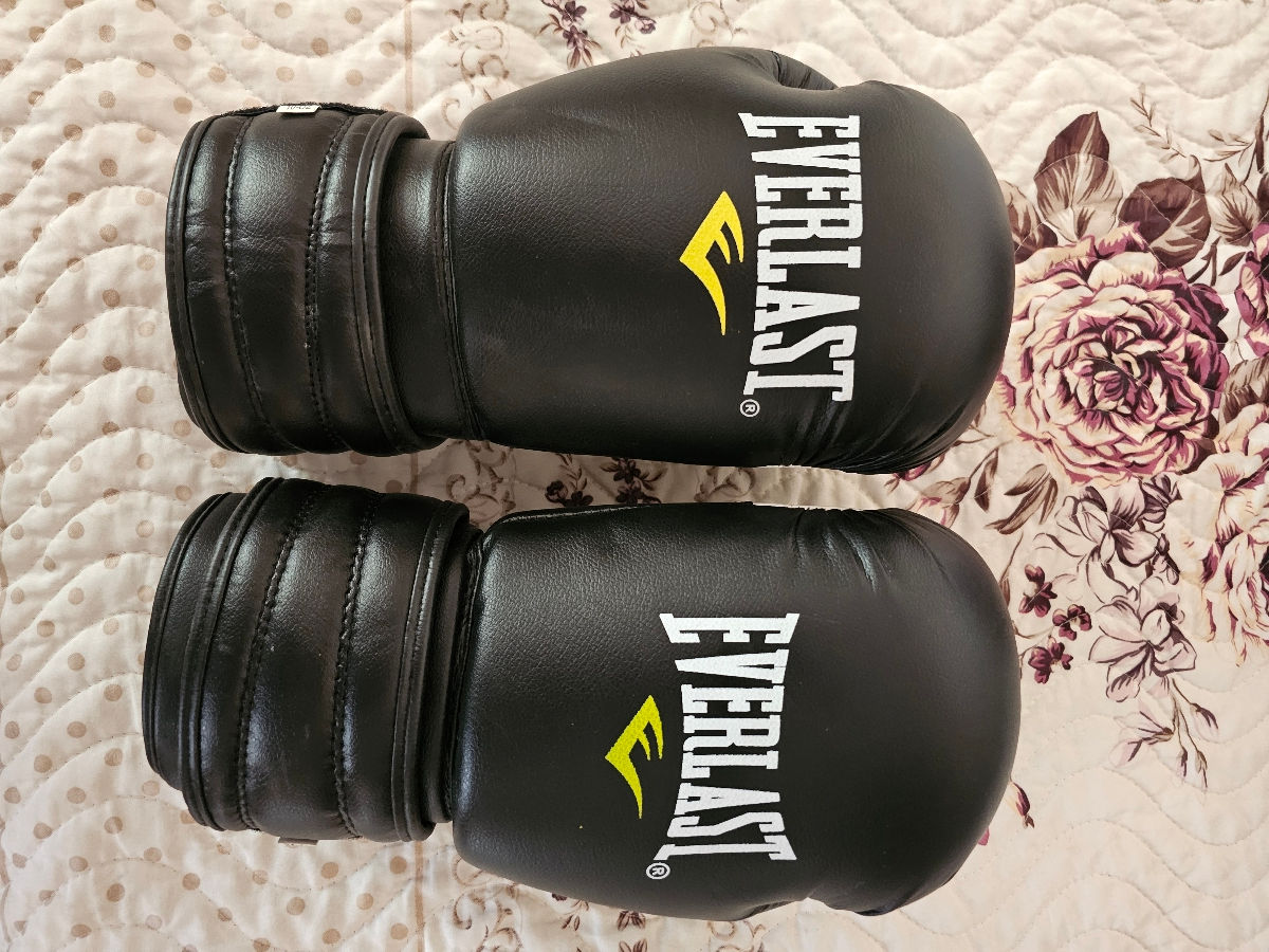 Set complet echipament de box Everlast pentru copii – NOU foto 4