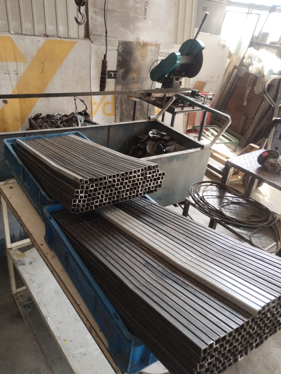 Producem echipamente tehnologice si piese pentru utilaje . foto 7
