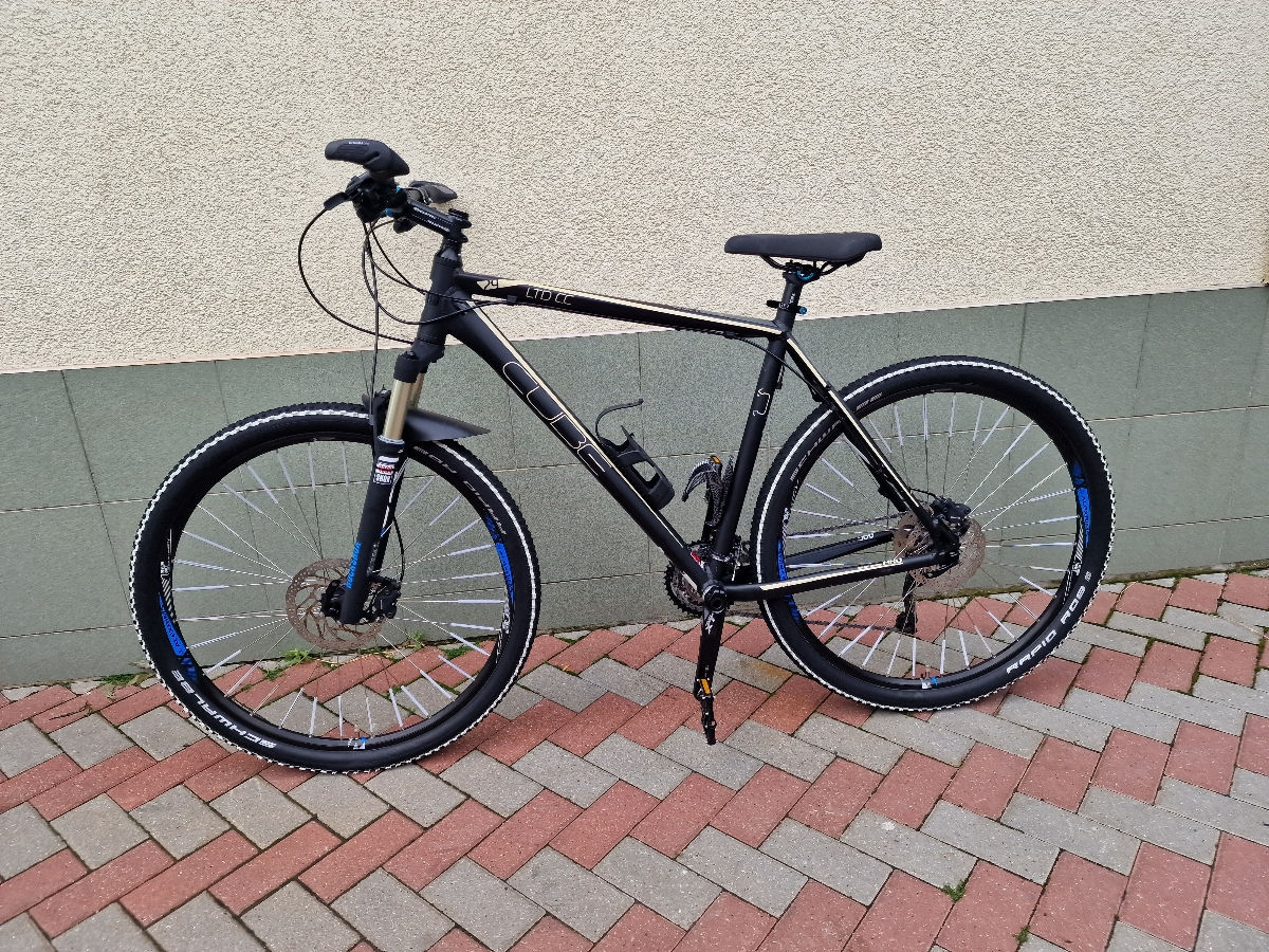 Cube29"RockShox,ShimanoXT