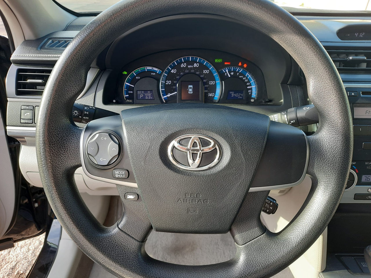 Toyota Camry foto 6