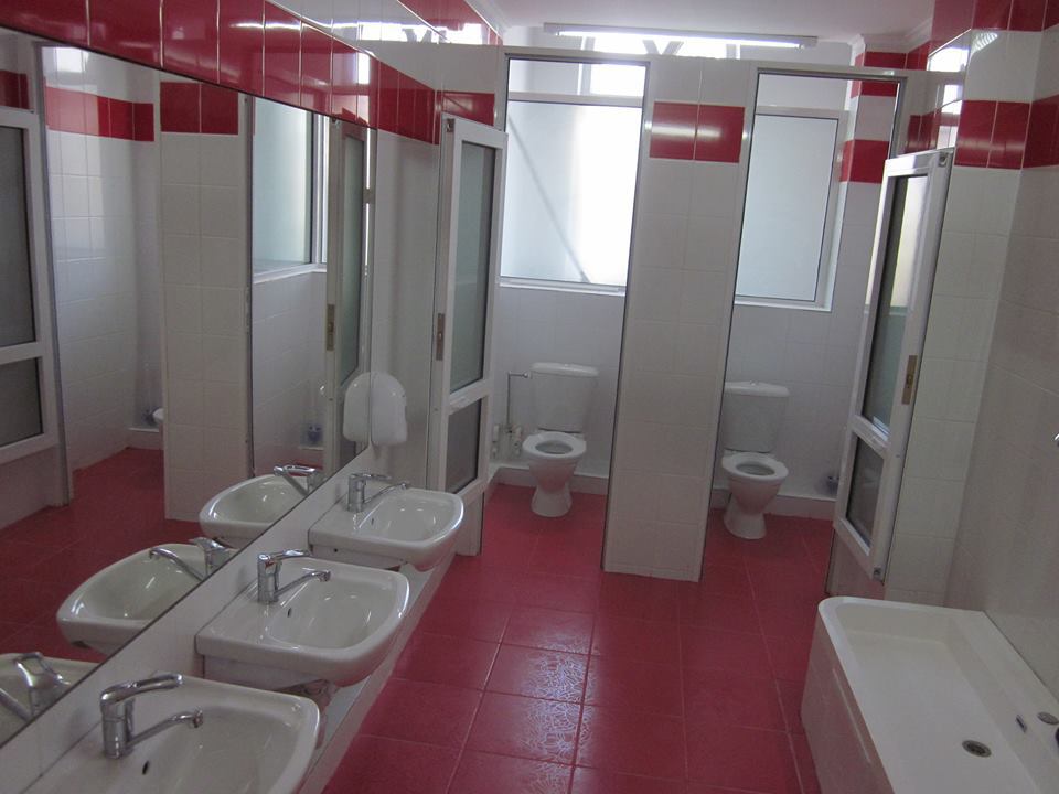 Gradinita Erudio  inscrie copii de la 2 ani ( bazin cu apa sarata si salina proprie !!! ) foto 4