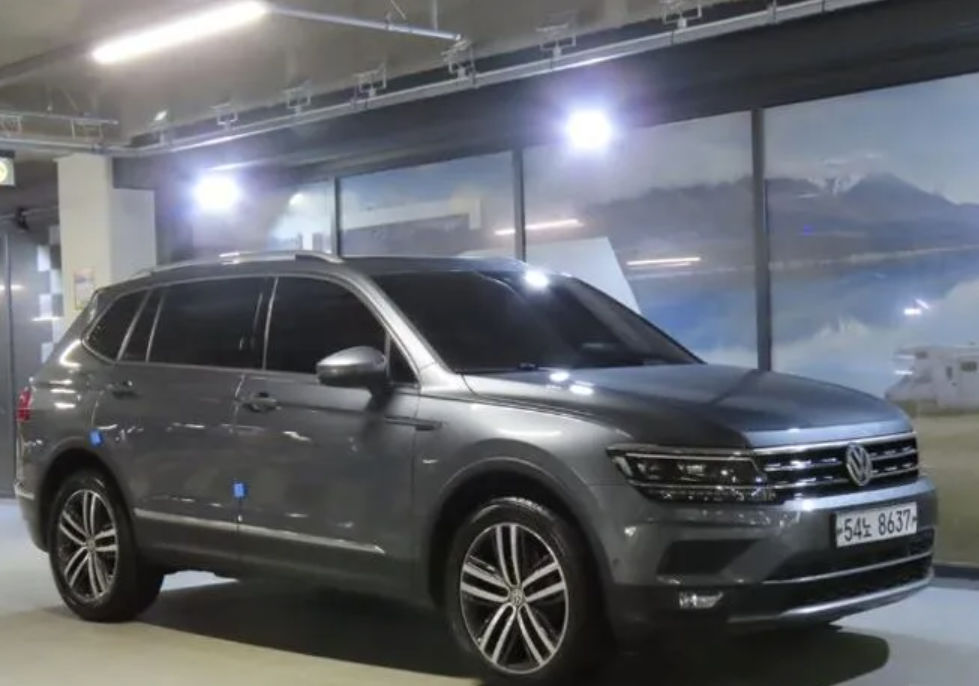 Volkswagen Tiguan foto 0