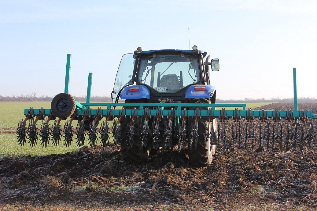 Cultivator rotativ (sapa). foto 1