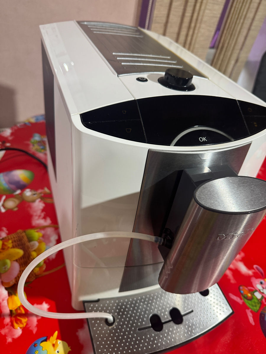 Aparat de cafea Miele foto 0