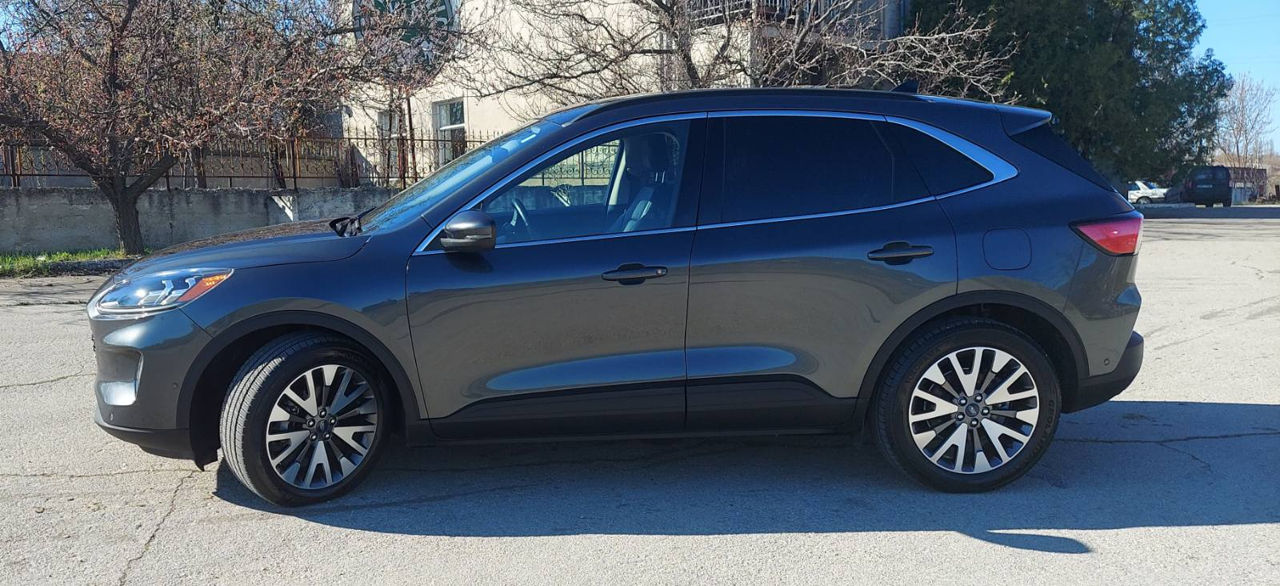 Ford Kuga foto 3