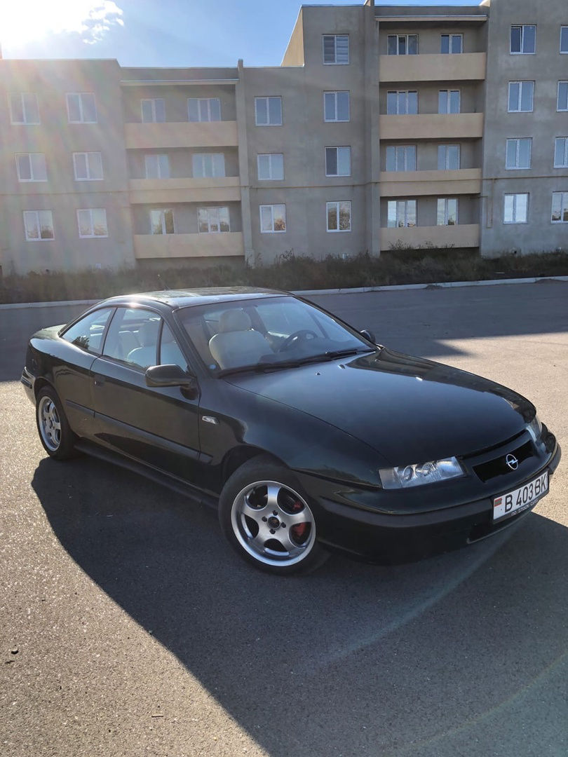 Opel Calibra / 2.0 MT (150 л.с.)