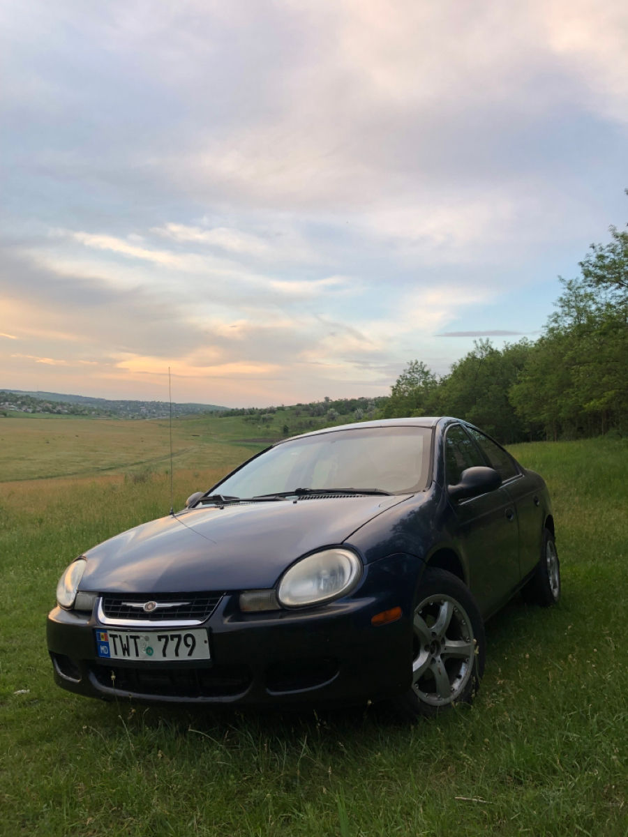 Chrysler Neon foto 1