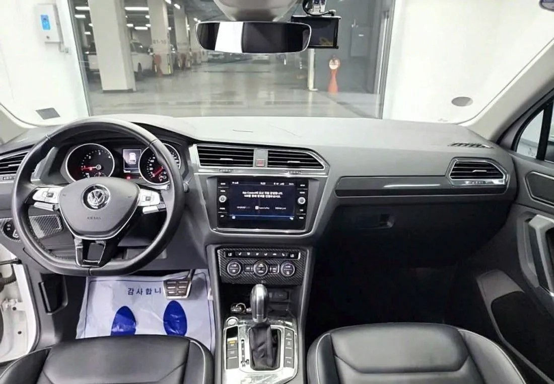 Volkswagen Touareg foto 6