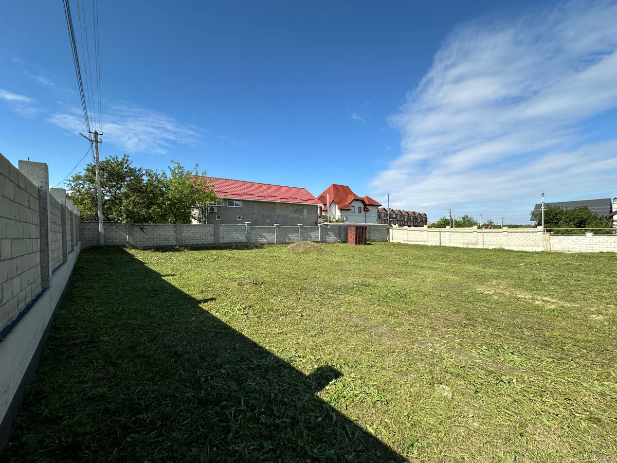 Casa la Pole Ciudes pe teren de 18 ari  ! foto 4