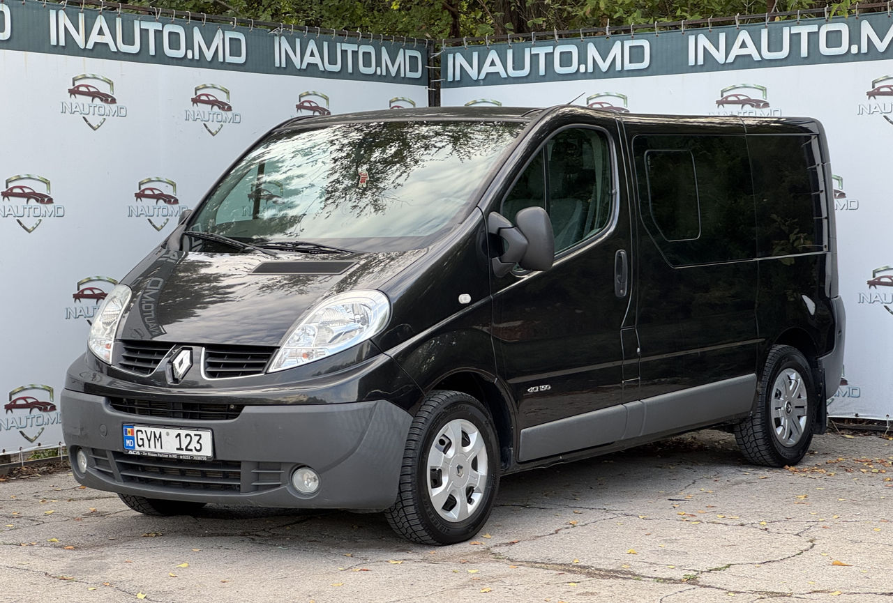 Renault Trafic 6 locuri foto 0