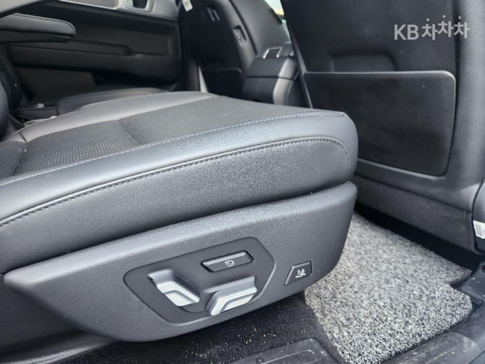 Hyundai Santa FE фото 18