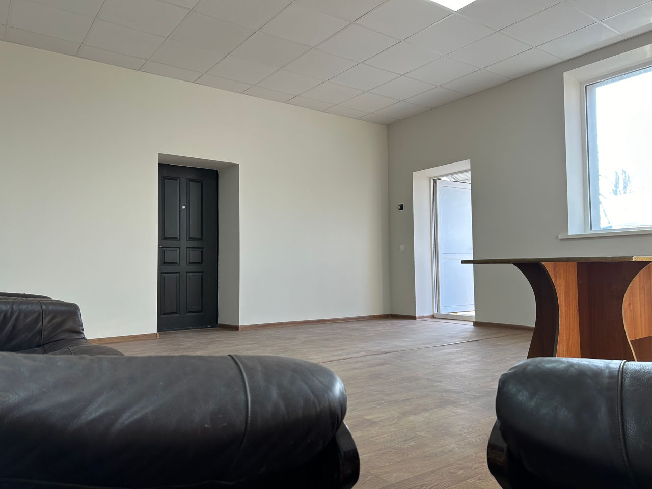 Showroom в аренду, 40 кв.м., в Белцах, ул. Траян - ул. Софийская, 27, или как офис-склад. фото 3
