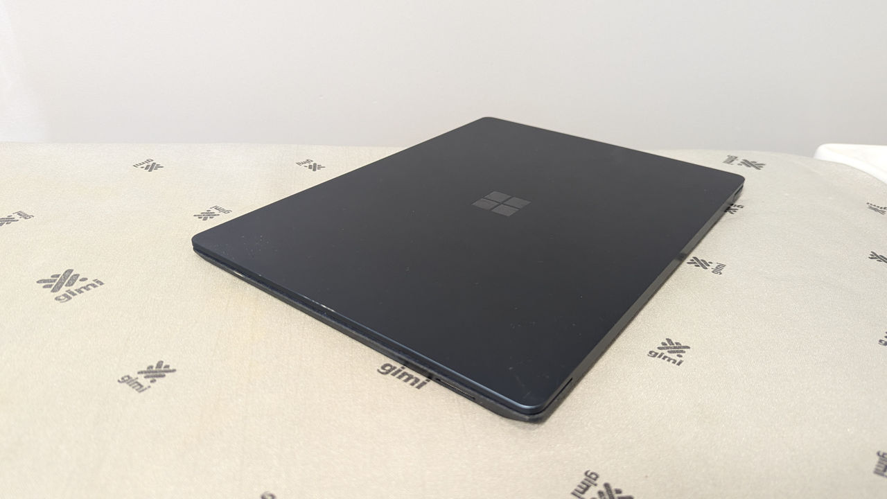 Microsoft Surface Laptop 2 (2K, i7 8650u, ram 8Gb, SSD 256Gb Nvme) foto 4