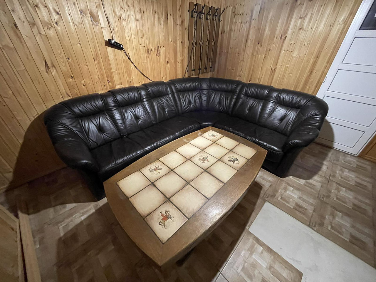 Угловой диван в баню