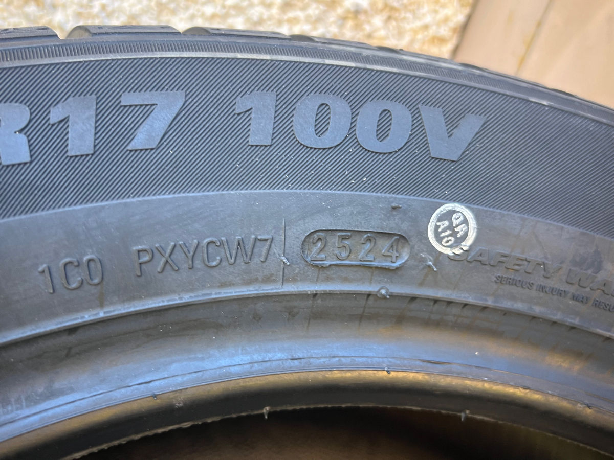 235/50 R17 Kumho Wintercraft WP52/ Доставка, livrare toata Moldova 2024 foto 10