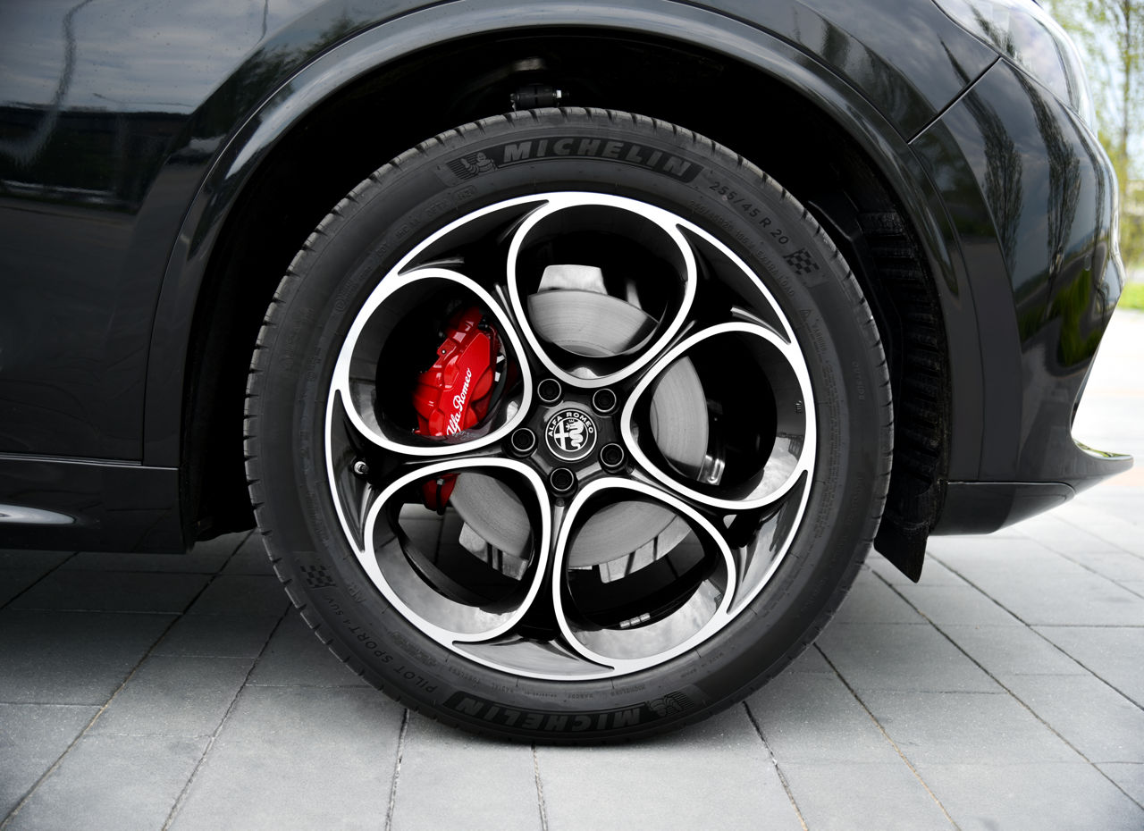 Alfa Romeo Stelvio foto 19